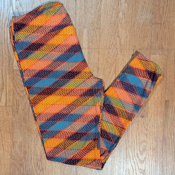 LuLaRoe Pants - 🌈 LuLaRoe Tall & Curvy Leggings - Vibrant Fall Vibes! 🍂✨